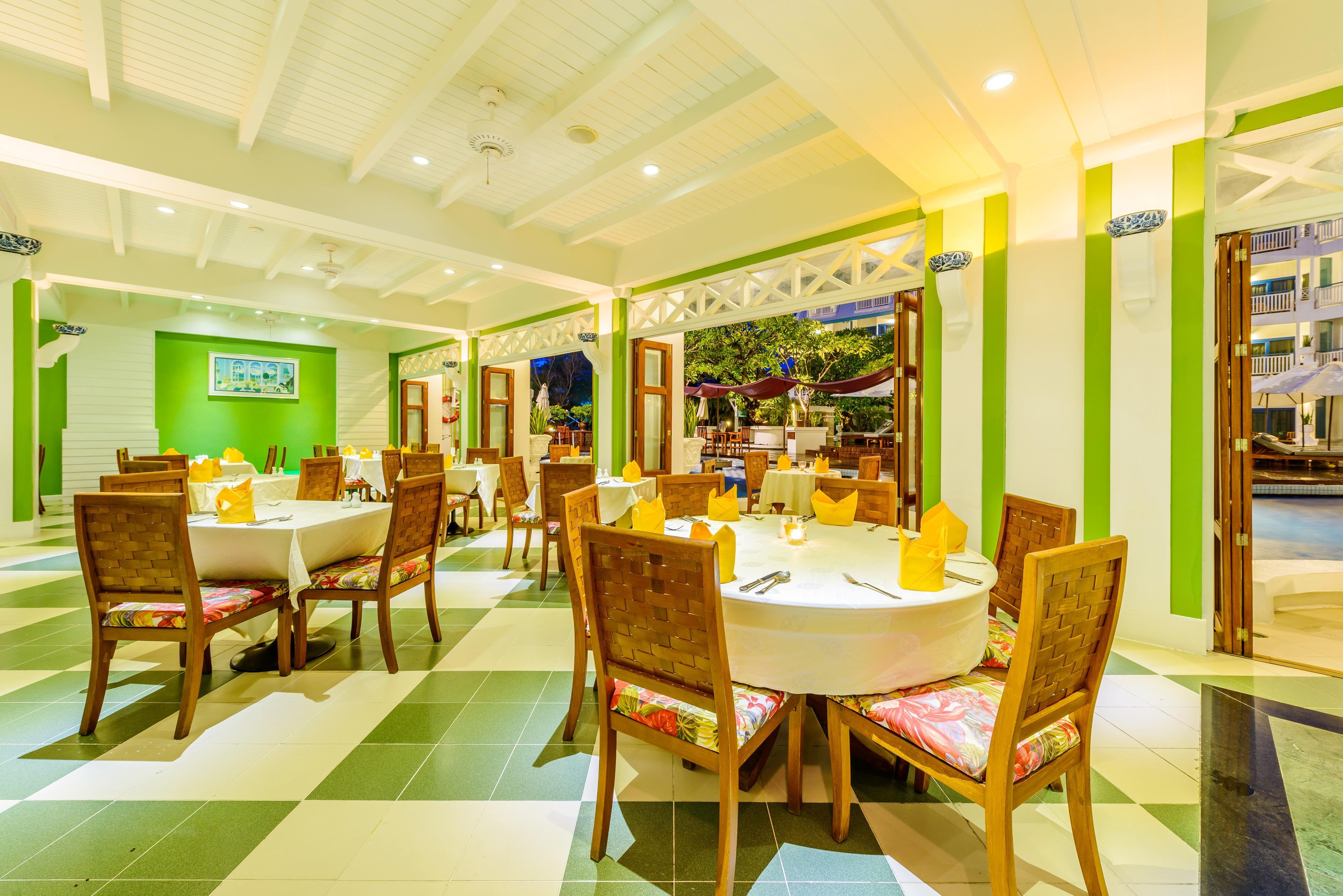 Andaman Seaview, Karon Beach - Sha Plus Eksteriør bilde