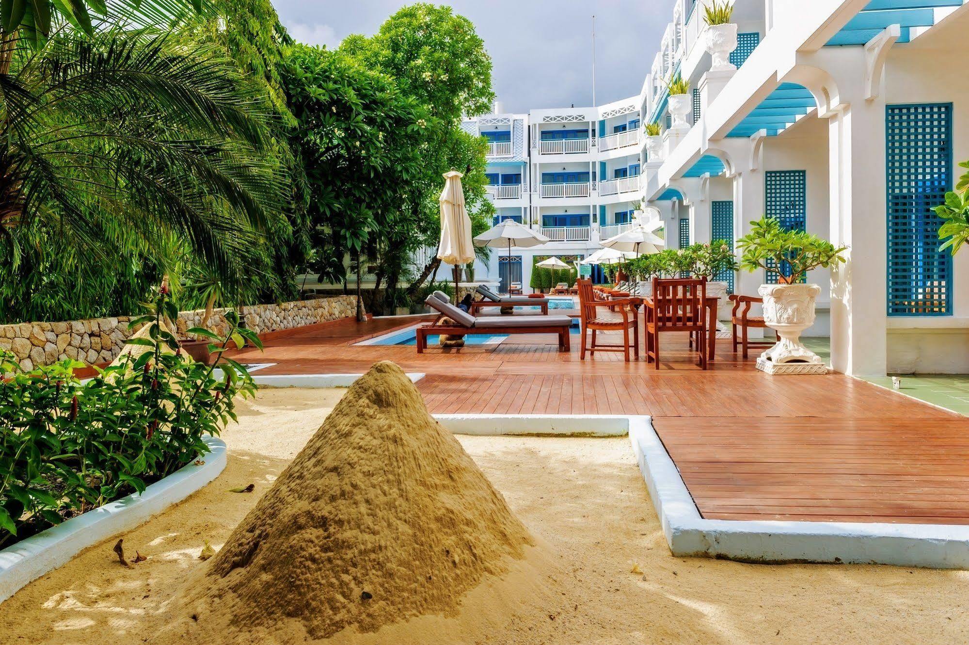 Andaman Seaview, Karon Beach - Sha Plus Eksteriør bilde